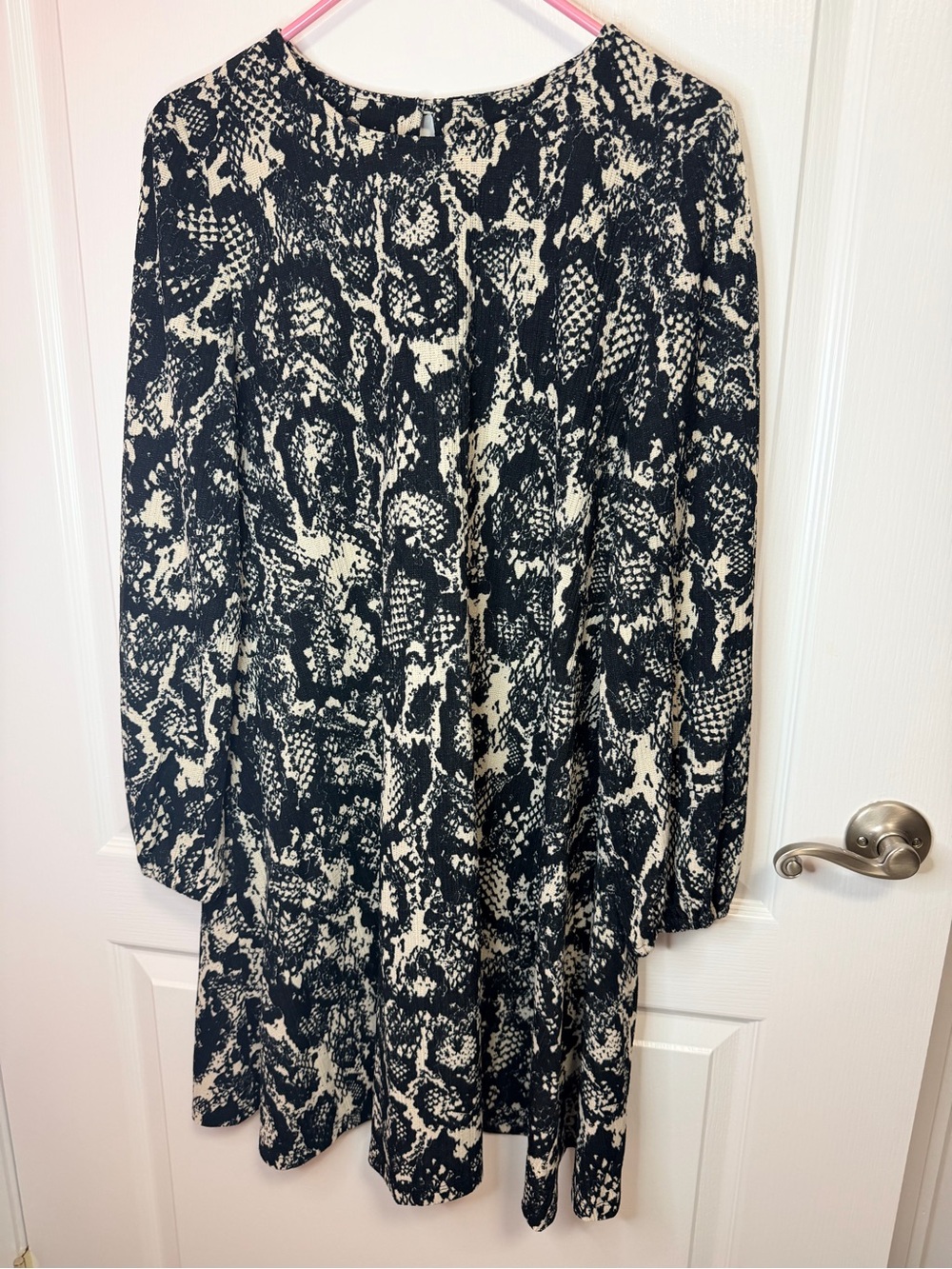 Nine West Black and Cream Snake-Print Long Sleeve Dress